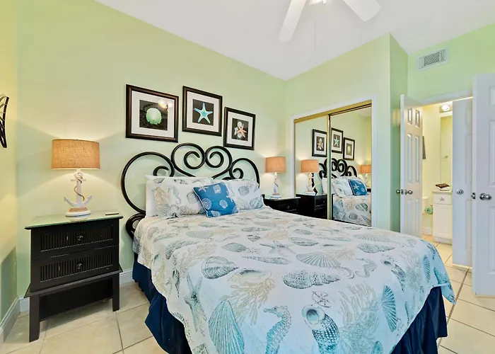 Lighthouse 705 Holiday home